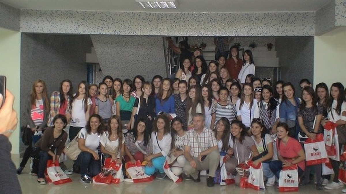 Uzunköprü\'de Bulunan İki Lise Öğrencilerine Tekirdağ Eğitim Gezisi Düzenlendi