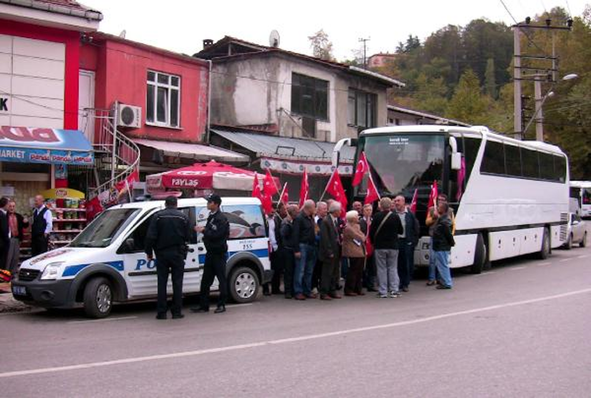 Zonguldak\'ta, Ankara\'daki Yürüyüşe Gidenlere İzin Verilmedi