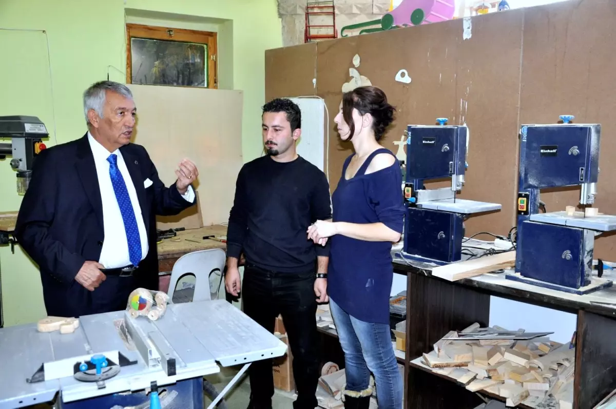 Başkandan Ailelere Organik Oyuncak Tavsiyesi