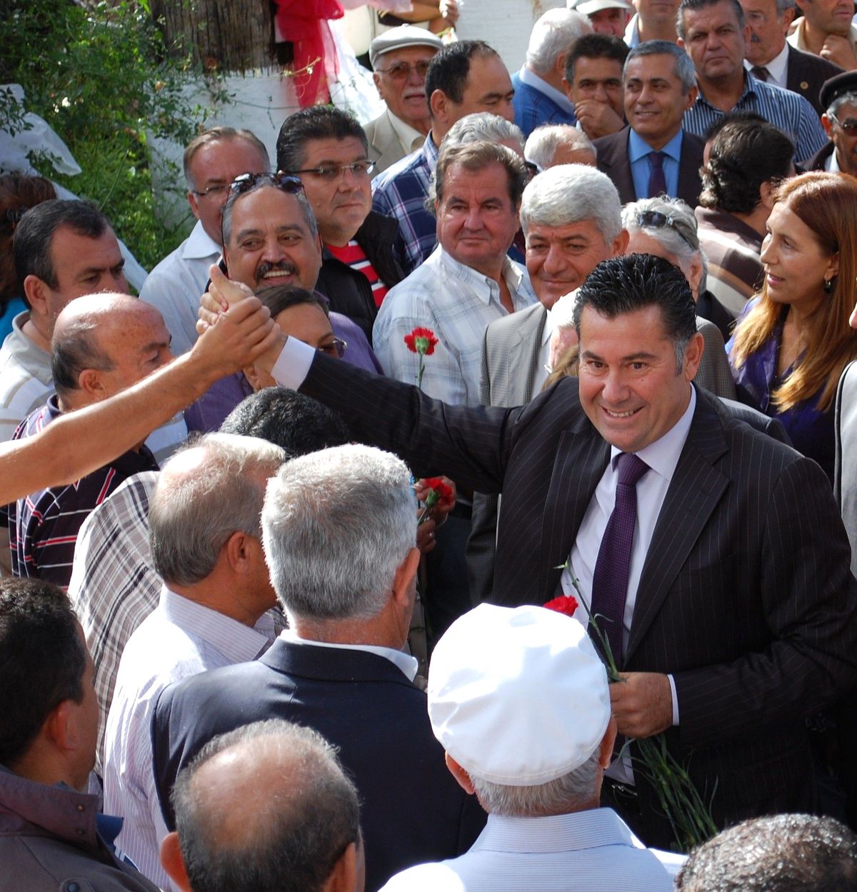 Bodrum Belediye Başkanı Kocadon, Görevine Başladı