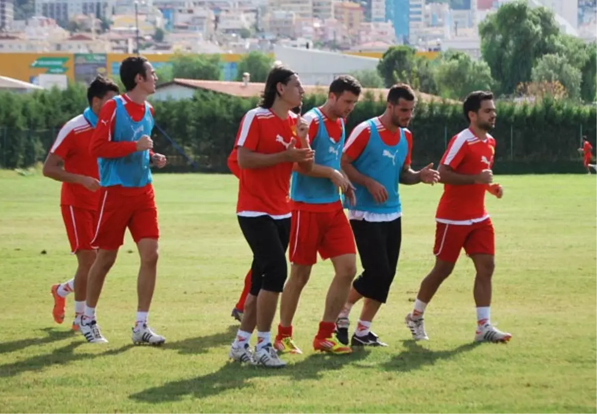 Göztepe, Sakaryaspor Maçı Hazırlıklarını Tamamladı