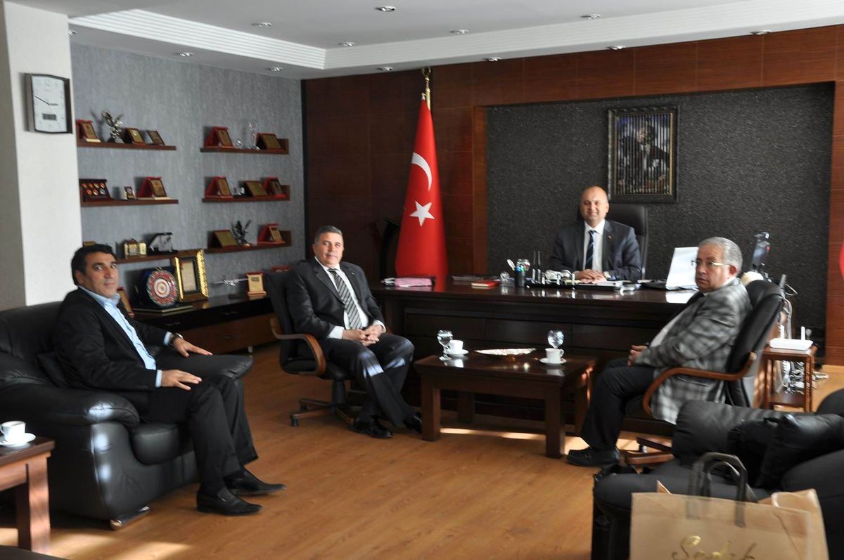 Kayseri Ticaret Borsası\'ndan İl Emniyet Müdürüne Ziyaret