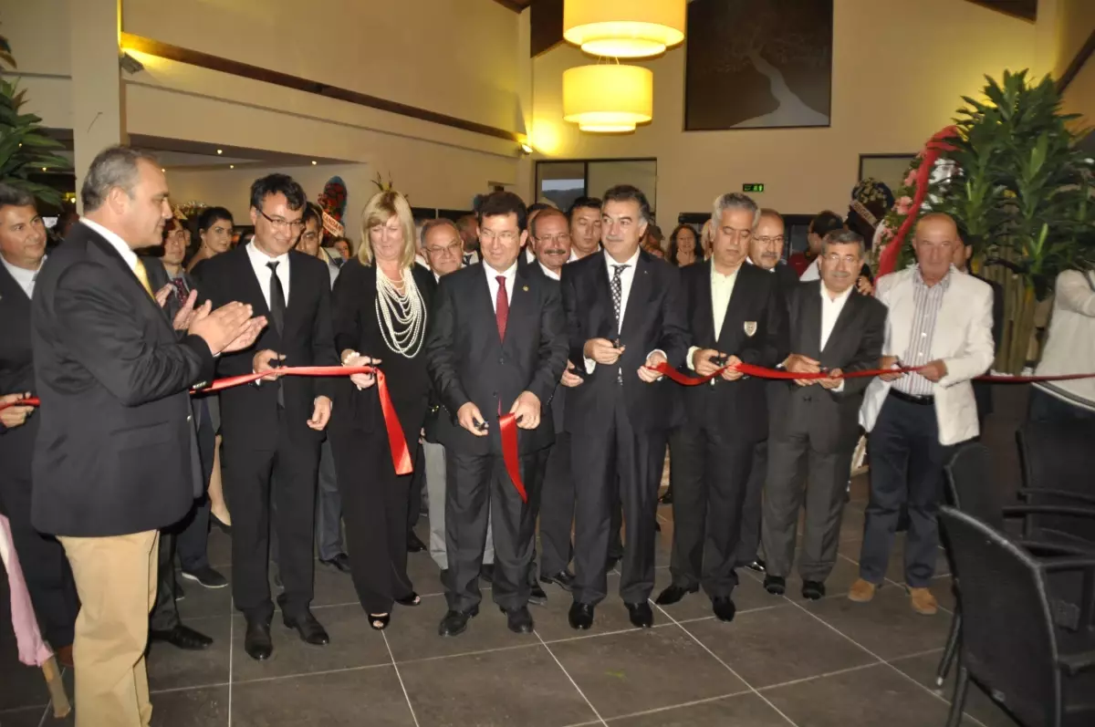 Kuşadası Uluslararası Golf Kulübü Hizmete Girdi