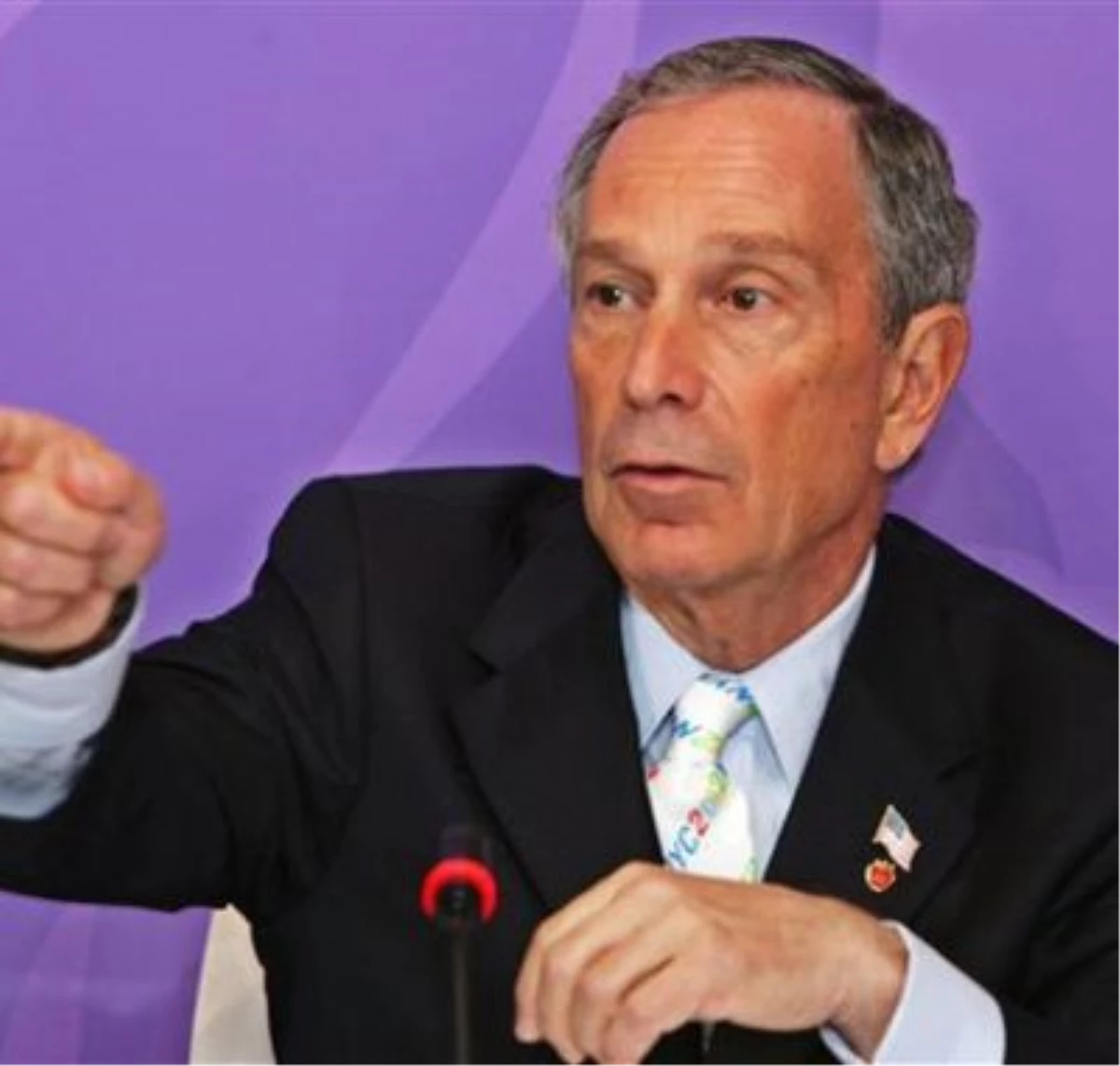 New York Belediye Başkanı Bloomberg: "Parklardan Uzak Durun"