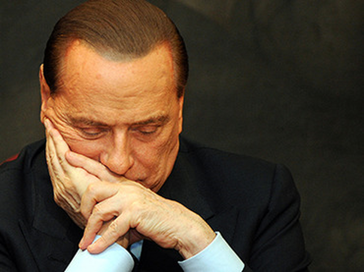 Sicilya Seçimlerinde Berlusconi\'ye Darbe