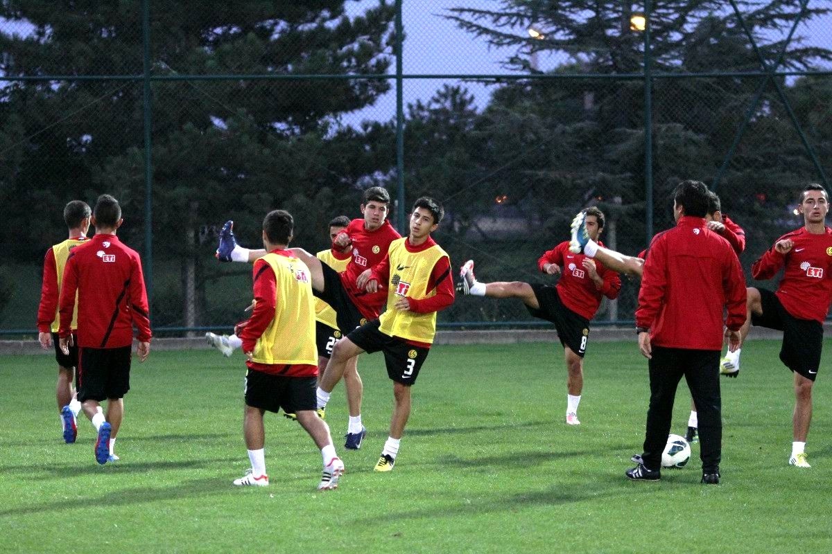 Eskişehirspor Gaziantepspor Maçı Hazırlıklarını Sürdürüyor