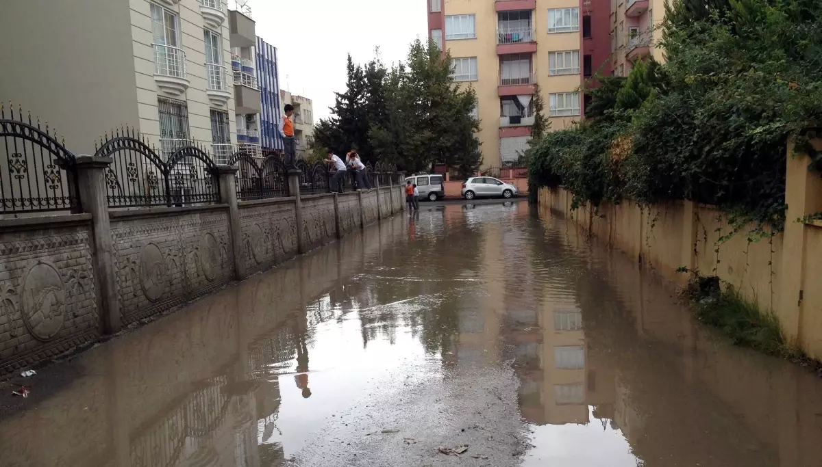 Öğrenciler Yağmur Mağduru Oluyor