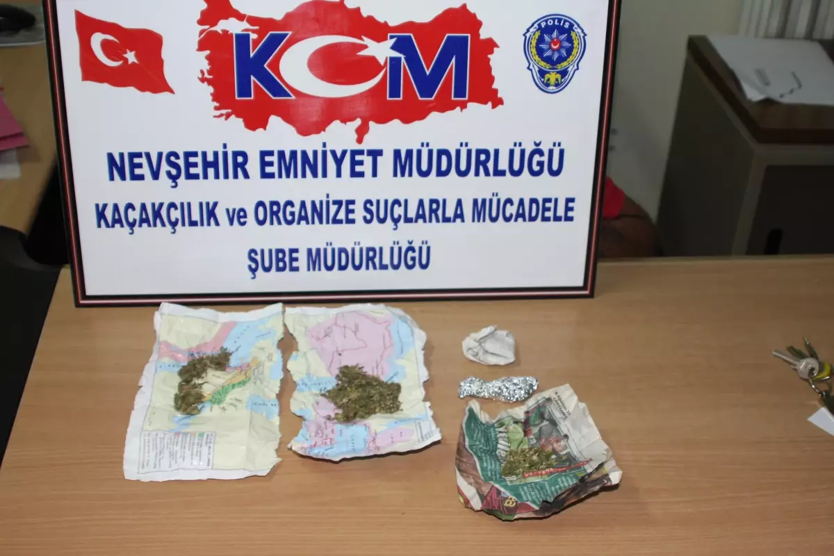 Polis Kubar Esrar Maddesi Ele Geçirdi