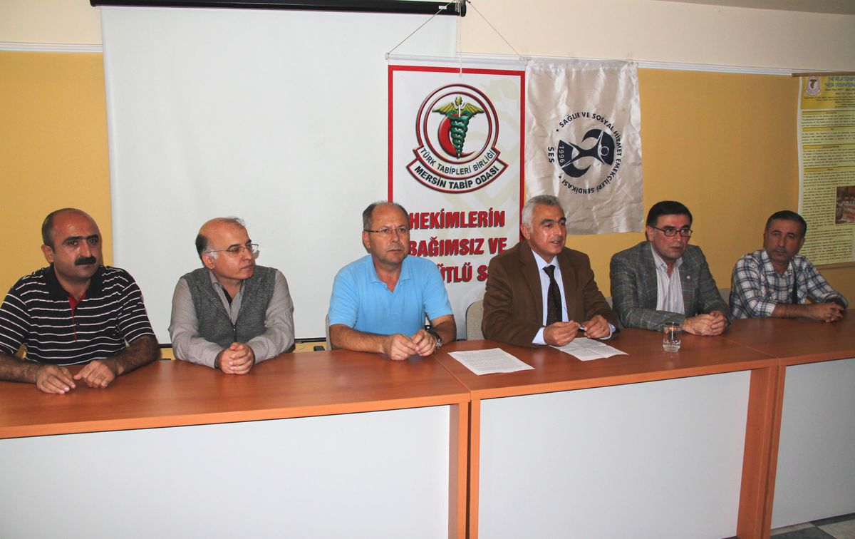 Sağlık Çalışanları Açlık Grevlerinin Son Bulmasını İstiyor