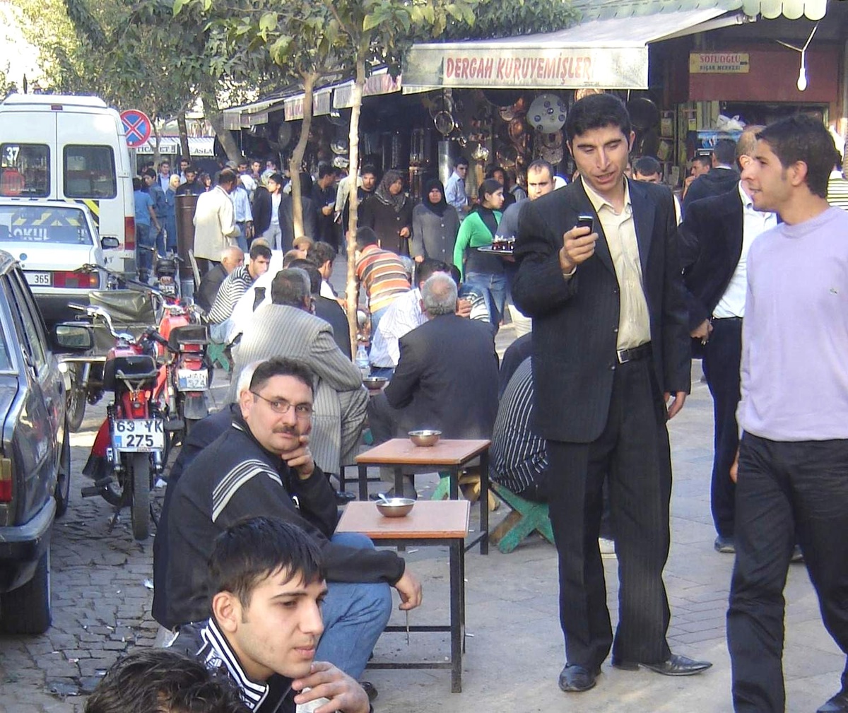 Şanlıurfalılar Güneşin Tadını Çıkarıyor