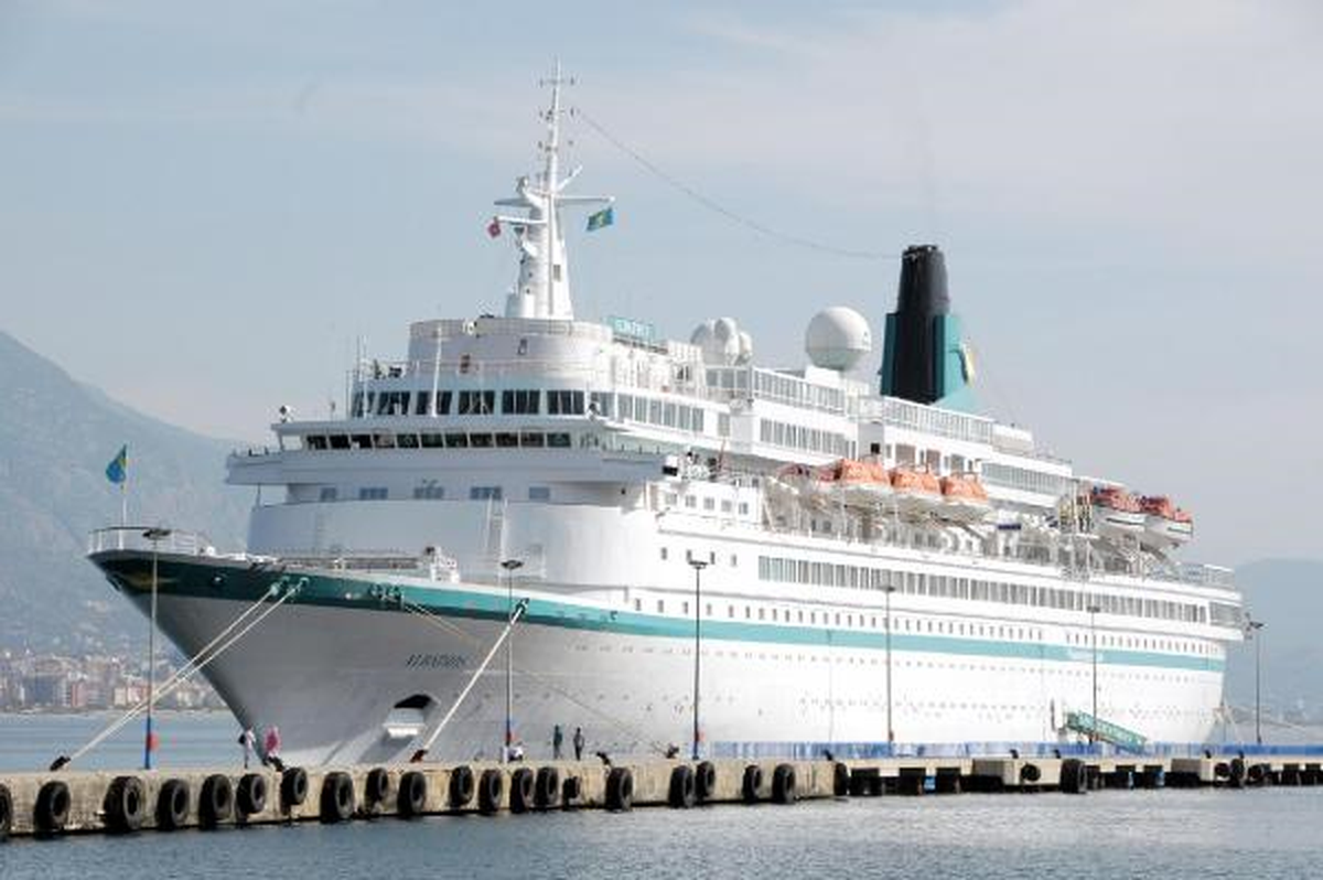 \'Albatros\', Alanya\'ya 535 Alman Turist Getirdi