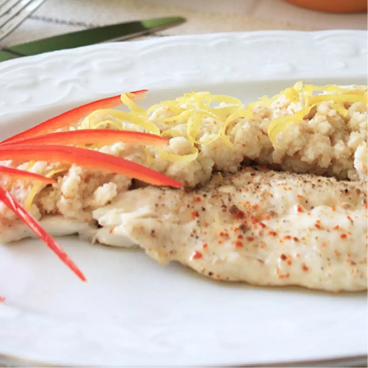 Bademli Tarator Sosu ile Levrek
