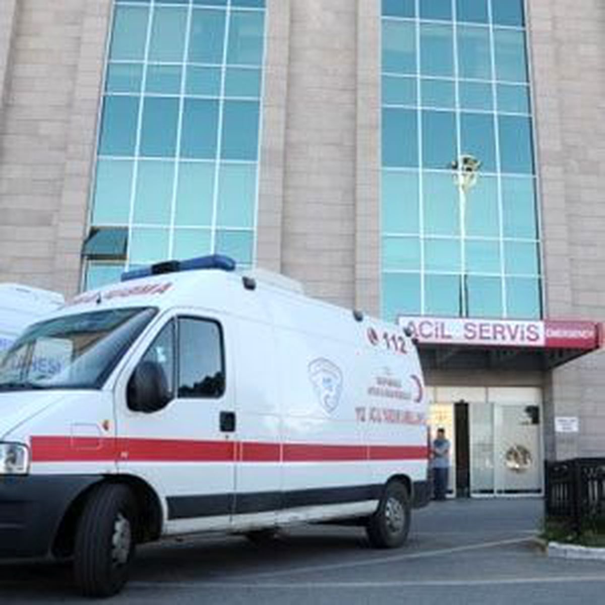 Bakanlık Hastanelerine Sözleşmeli Yönetici