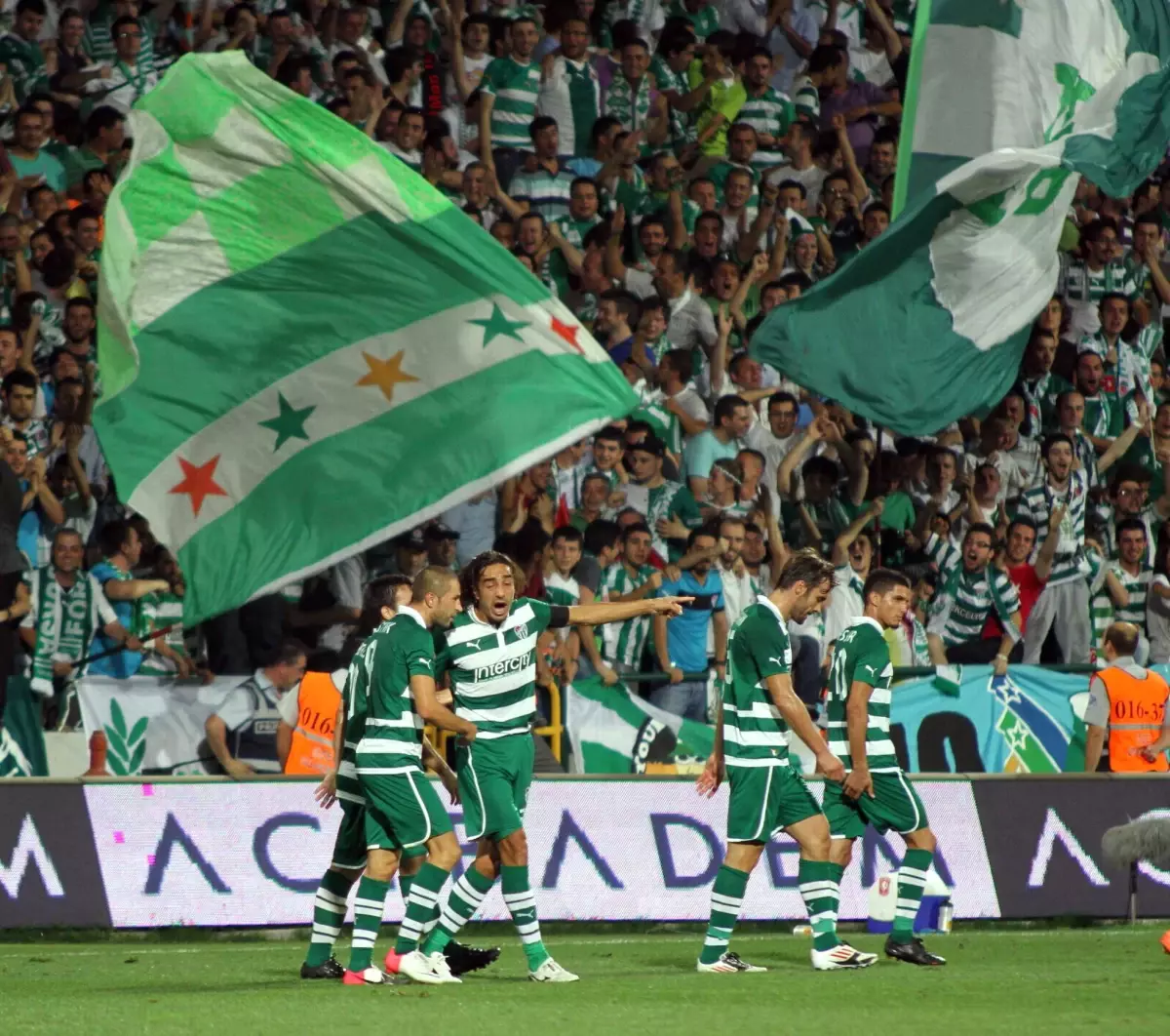 Bursaspor 50. Yılında 500. Galibiyetine Yakın