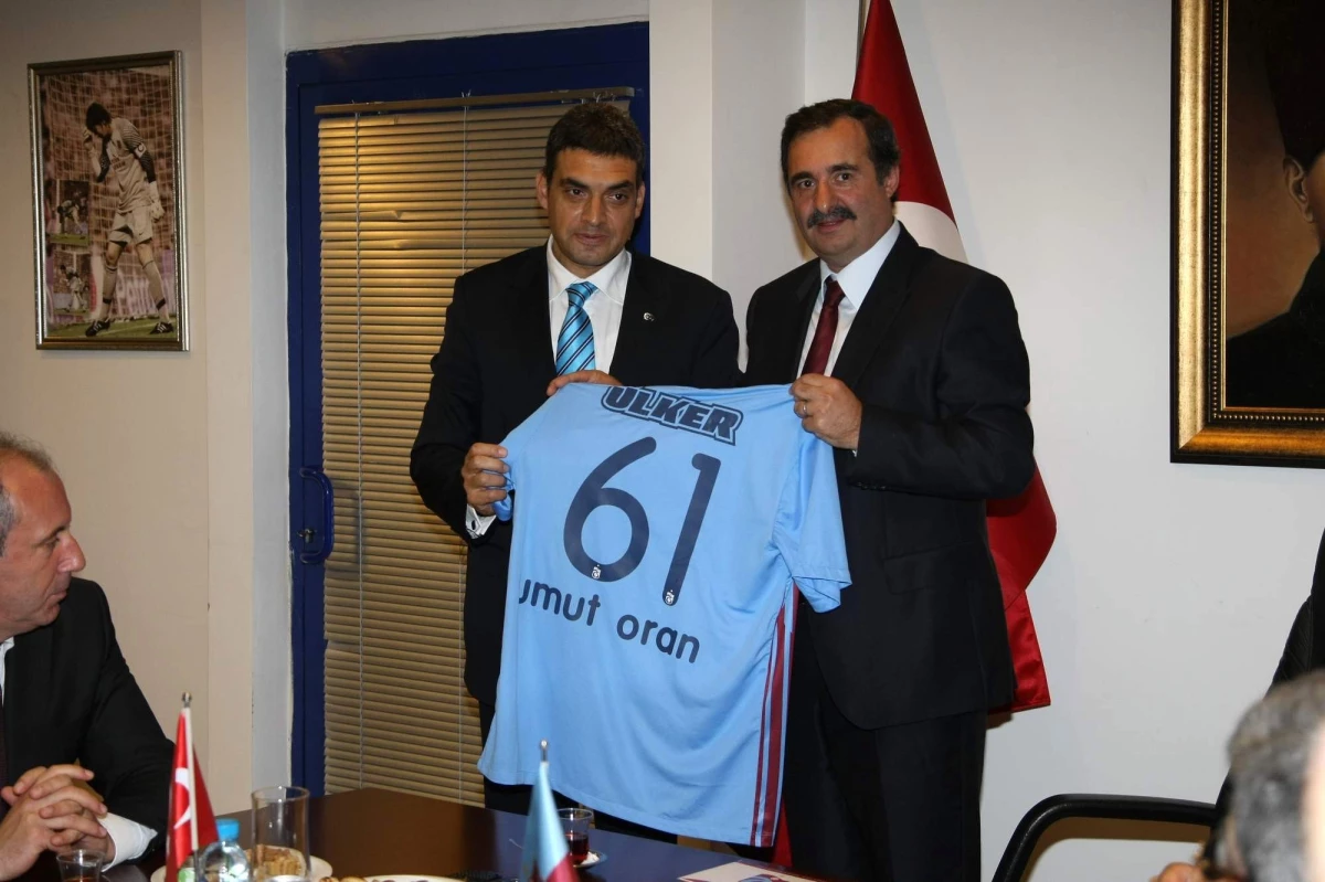 CHP Ziyareti Trabzonspor\'da Krize Yol Açtı