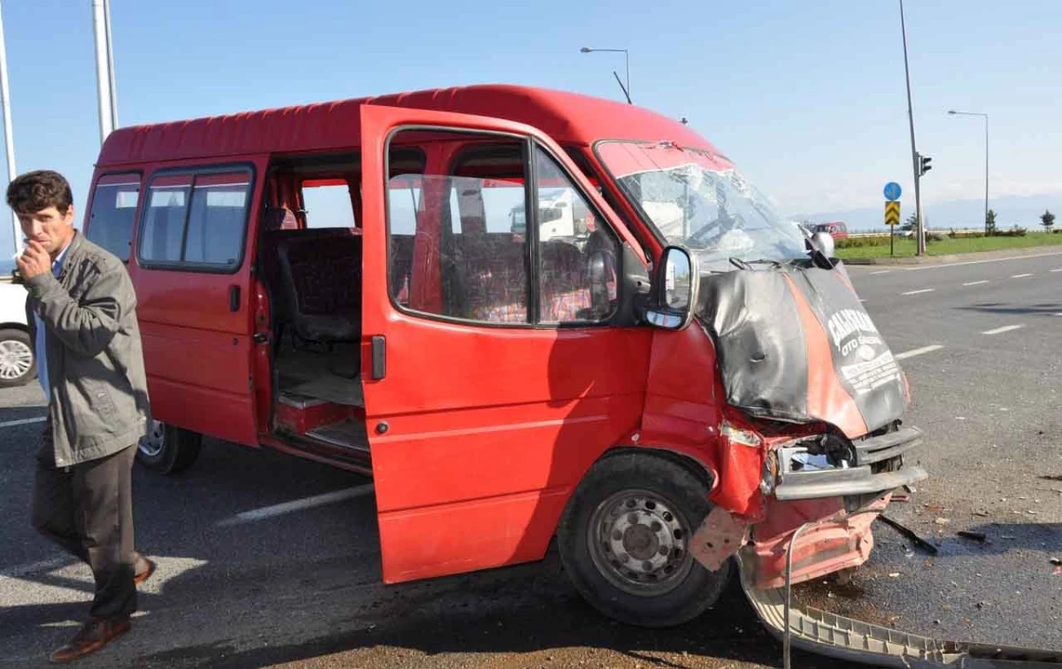 Fatsa\'da Trafik Kazası: 7 Yaralı