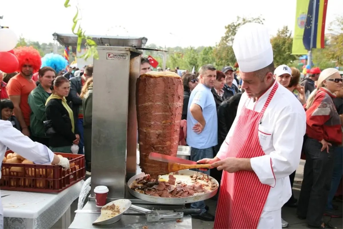 Hollanda\'daki Türk Dönerciler Basındaki Haberlerden Rahatsız