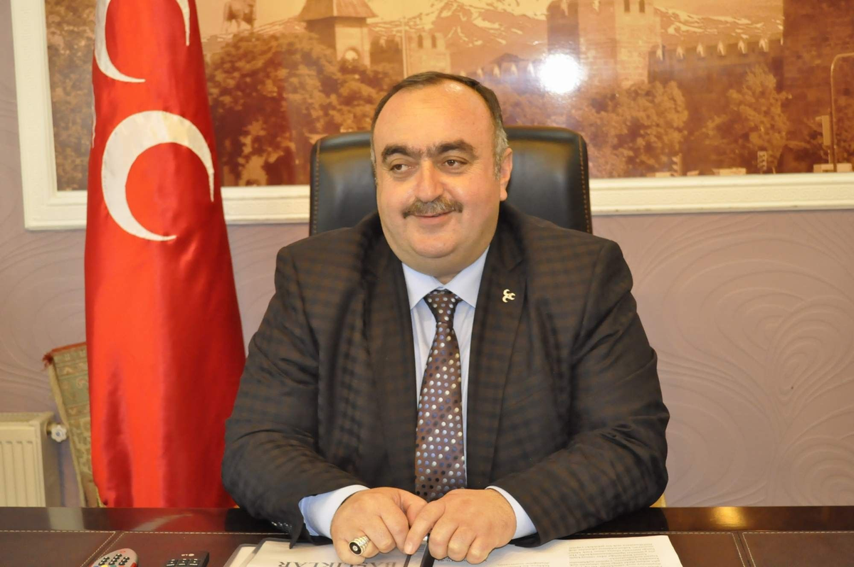 Kayserili MHP\'li Delegelerin Oyları Bahçeli\'ye