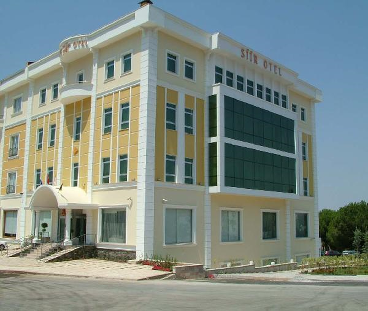 Şiir Otel, İlk Yaşını Kutladı