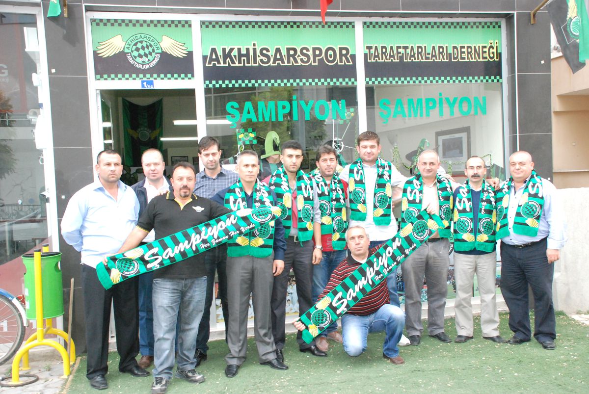 Akhisarspor Taraftarlar Derneği\'nden Taraftara Çağrı