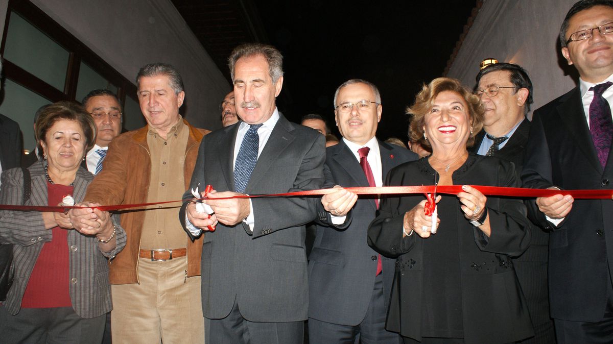 Dünden Bugüne Ankara Kadınları Sanat ve Kültür Merkezi Açıldı