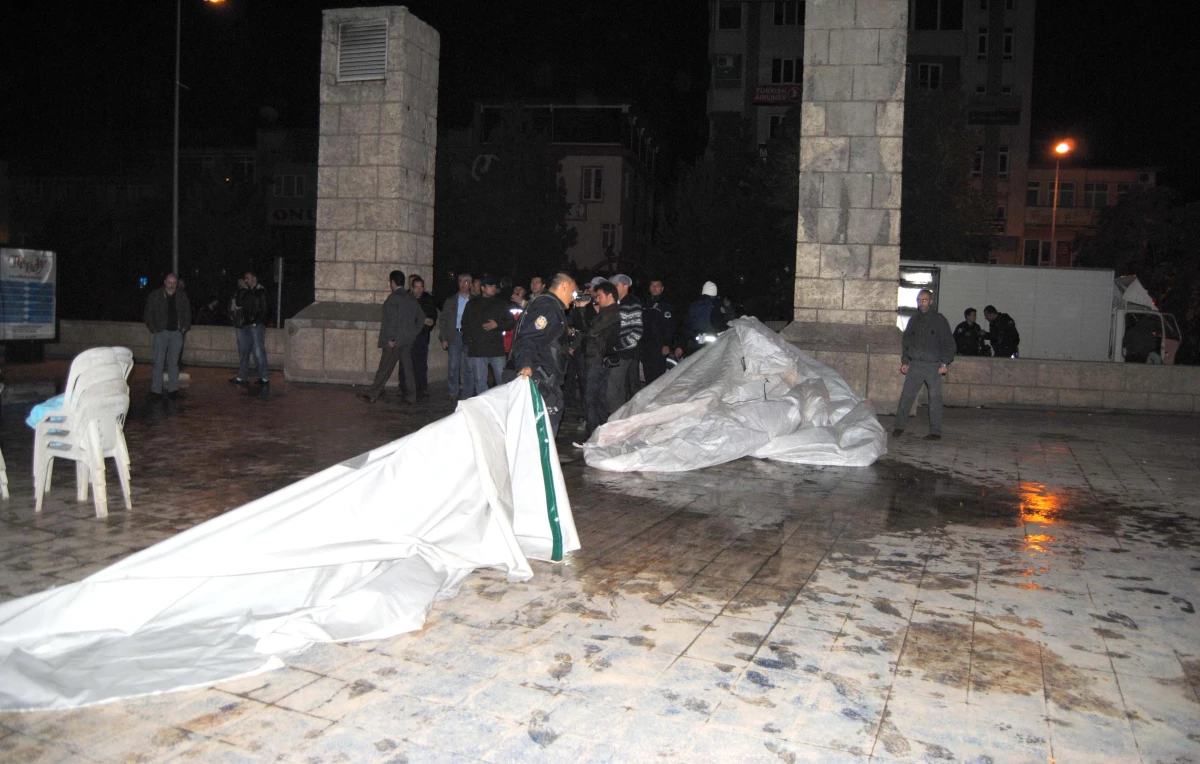 BDP\'lilerin Kurduğu Çadır Polis Tarafından Kaldırıldı