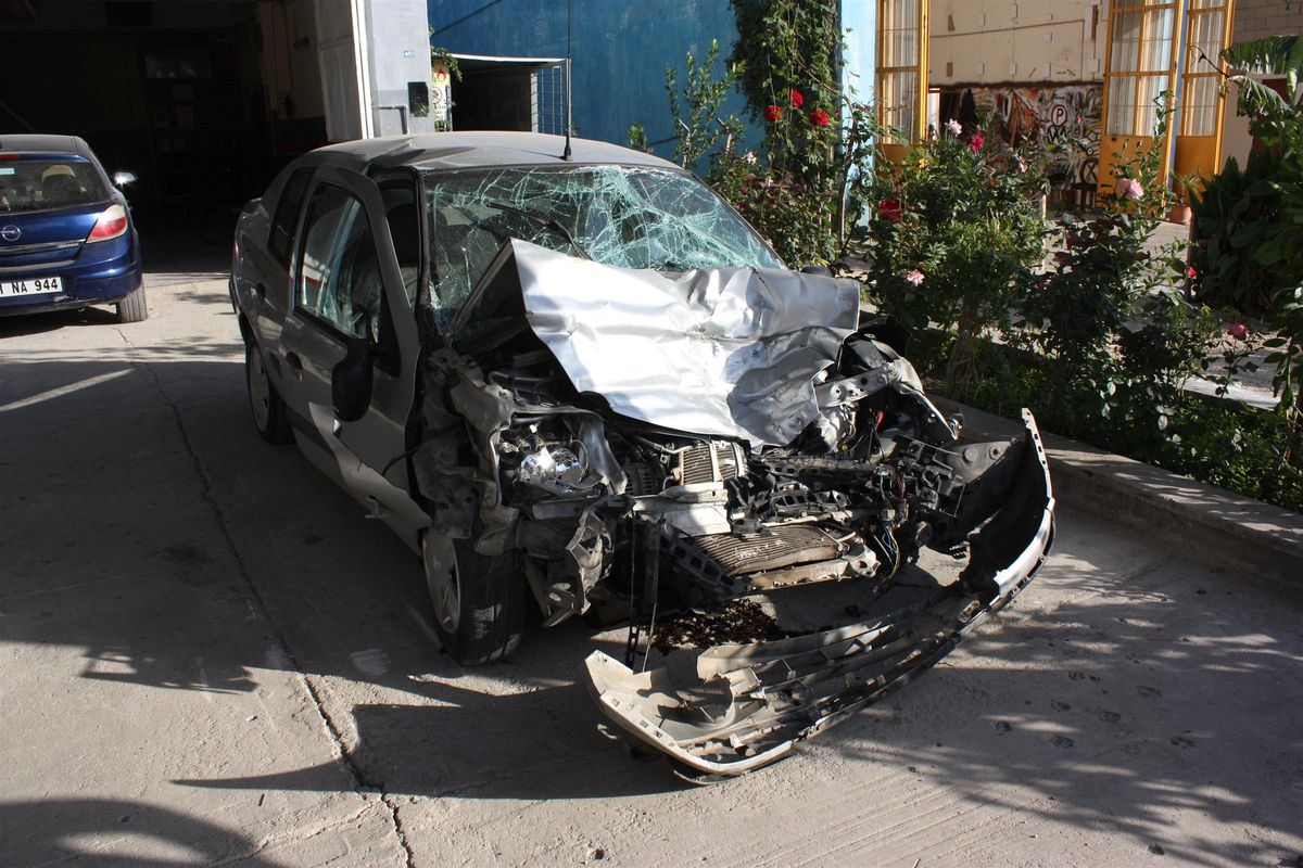 Çaldığı Otomobille Ölüme Gitti