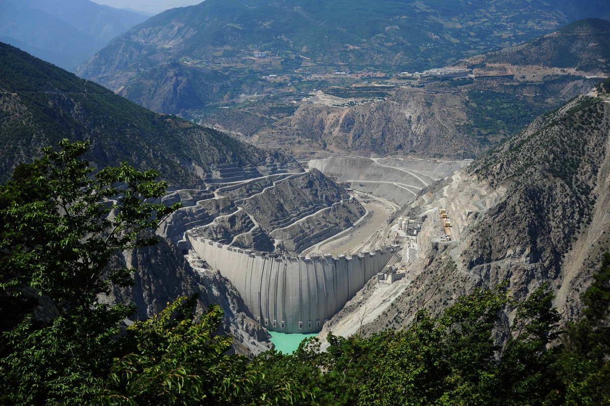 Dünyanın 6. En Yüksek Barajı