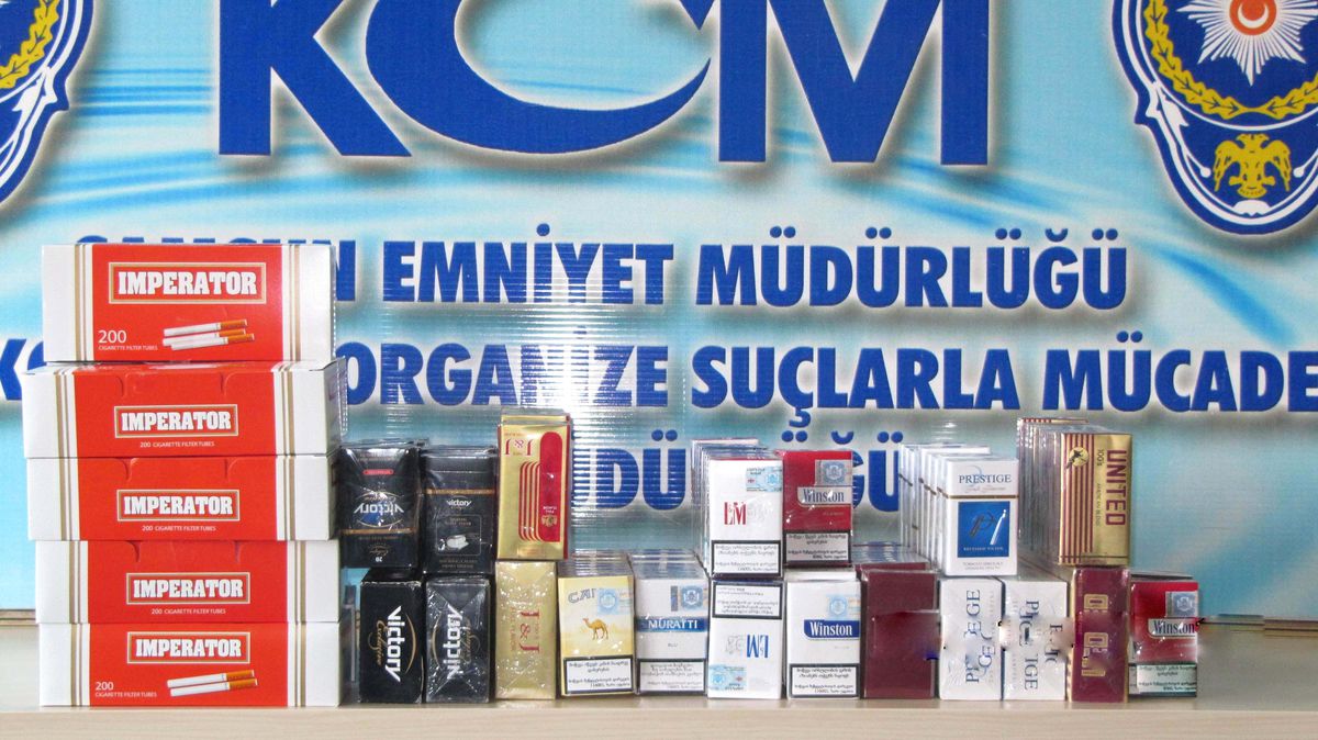 Gümrük Kaçağı Sigara ve Makaron Ele Geçti