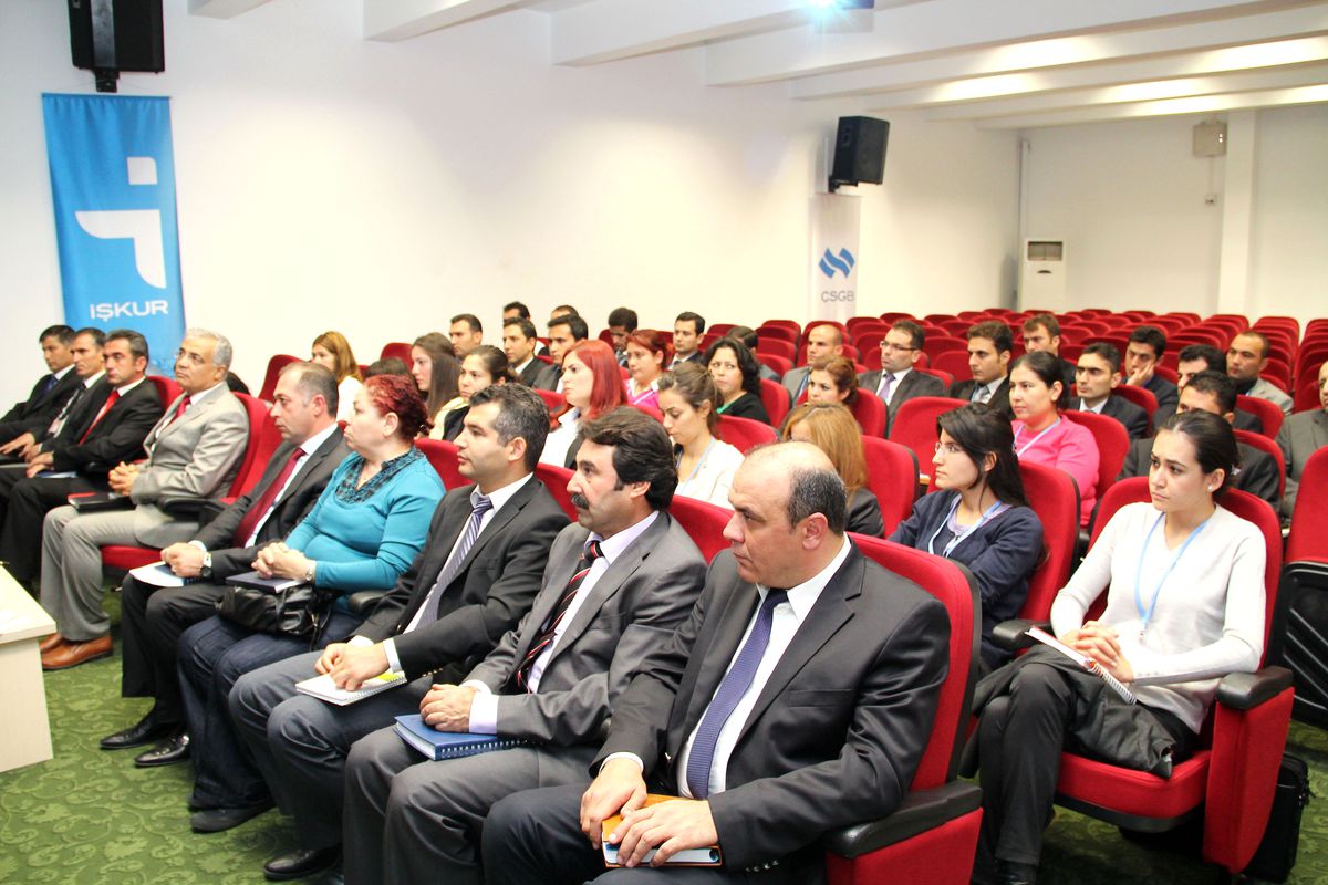 İş-Kur Personellerine Liderlik ve İletişim Semineri