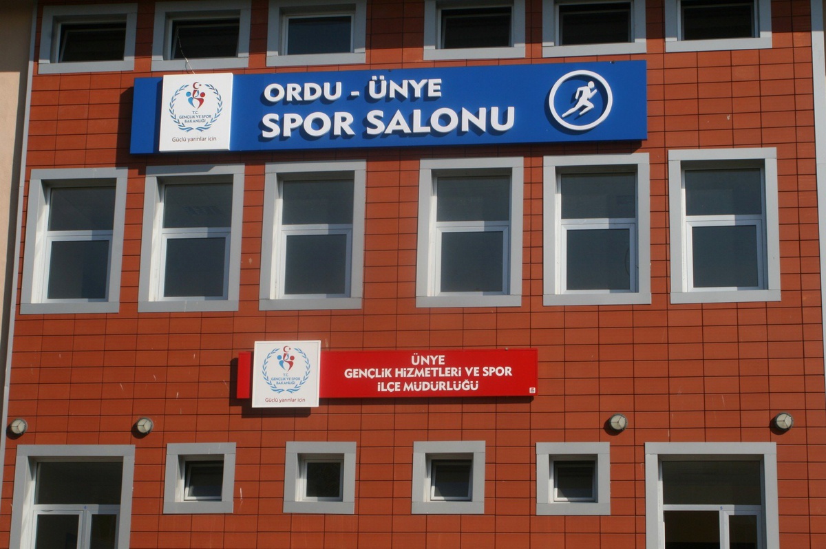 Spor Salonunun Elektrik Sorunu Çözüldü