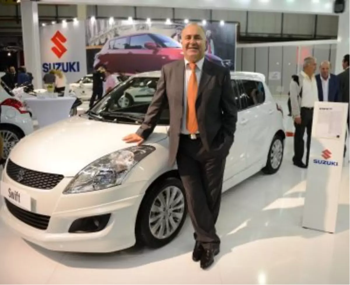 Suzuki\'den, İstanbul Autoshow 2012\'de 3\'ü Bir Arada
