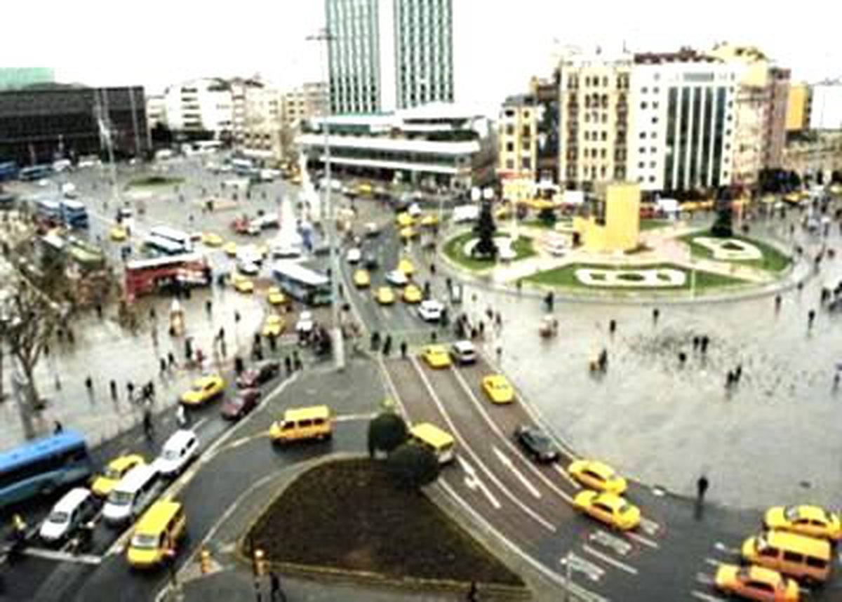 Taksim\'e Çıkan Otobüslere Yeni Güzergah