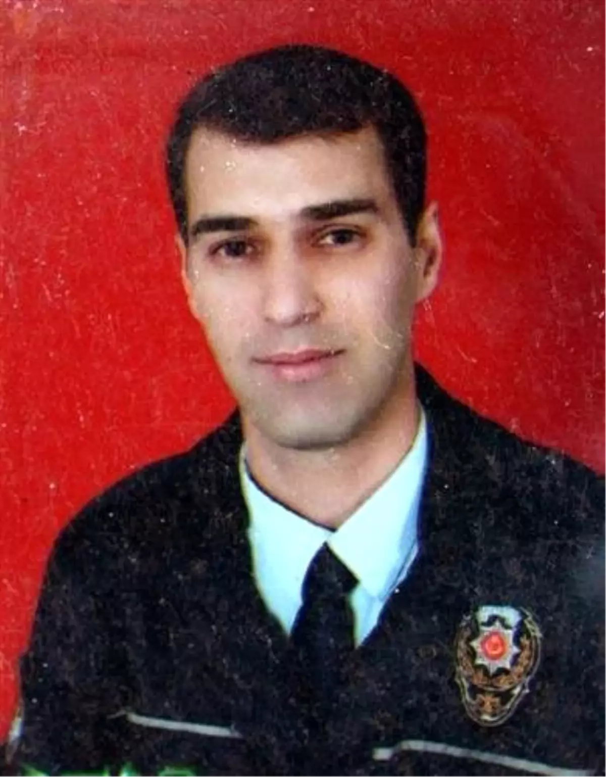 16 Ay Önce Eşini Kaybeden Polis Memuru Kalbine Yenik Düştü