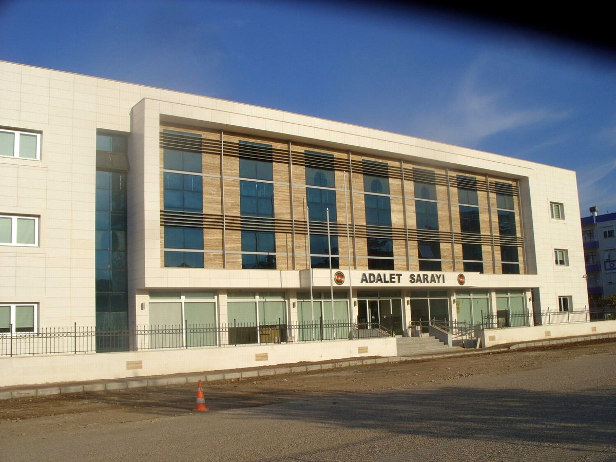 Adliye Yeni Hizmet Binasına Taşındı