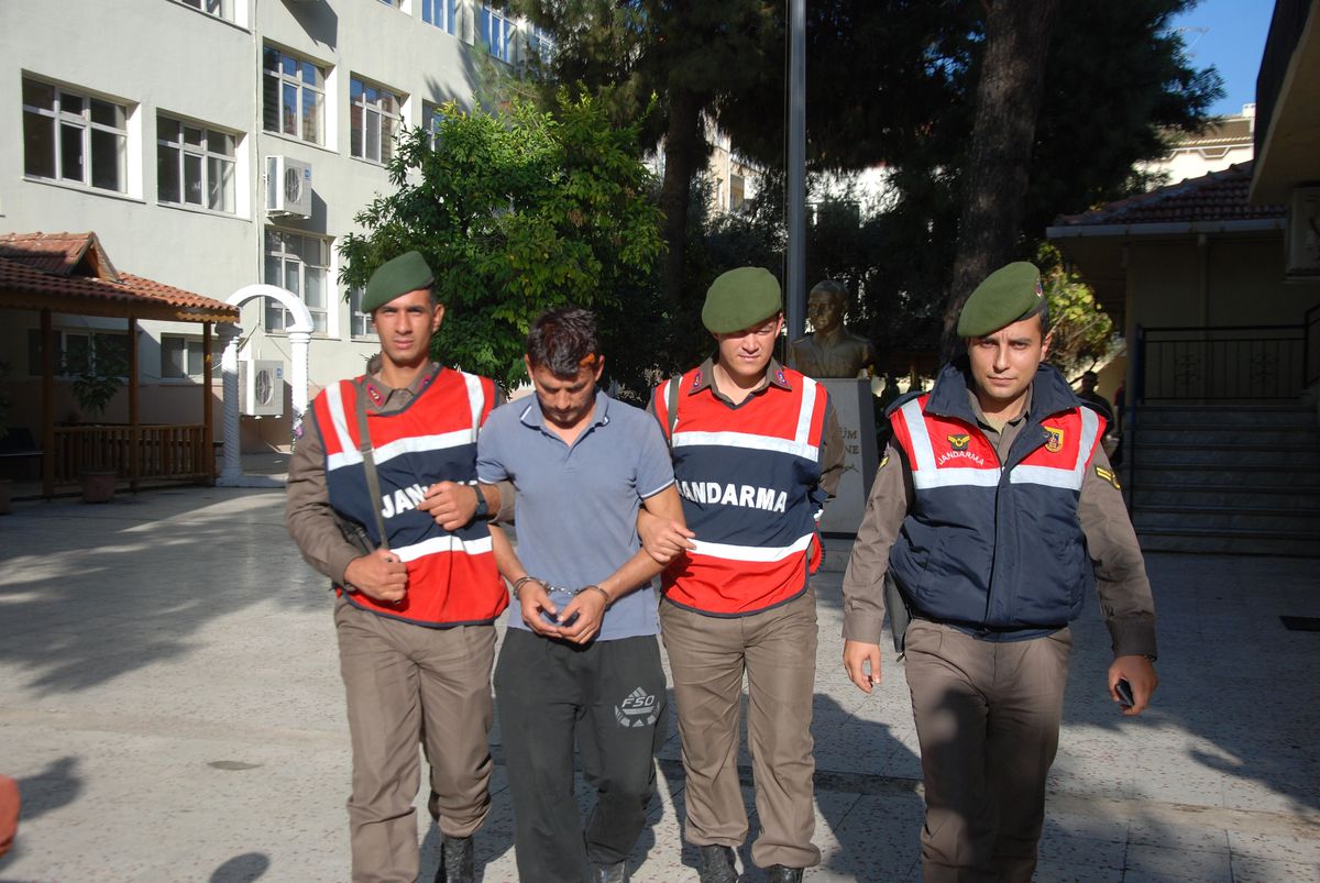 Alkollü Koca Eşini Bıçakladı