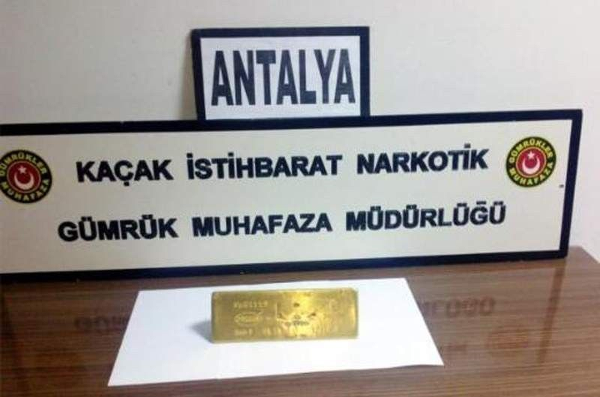 Antalya\'da Kaçak Külçe Altın Ele Geçirildi