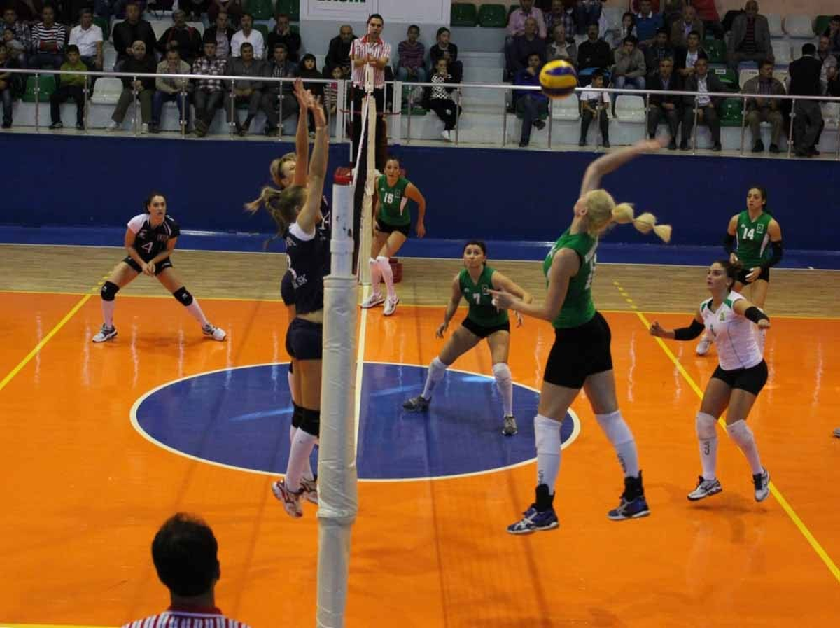 Aroma Bayanlar Voleybol 1. Lig