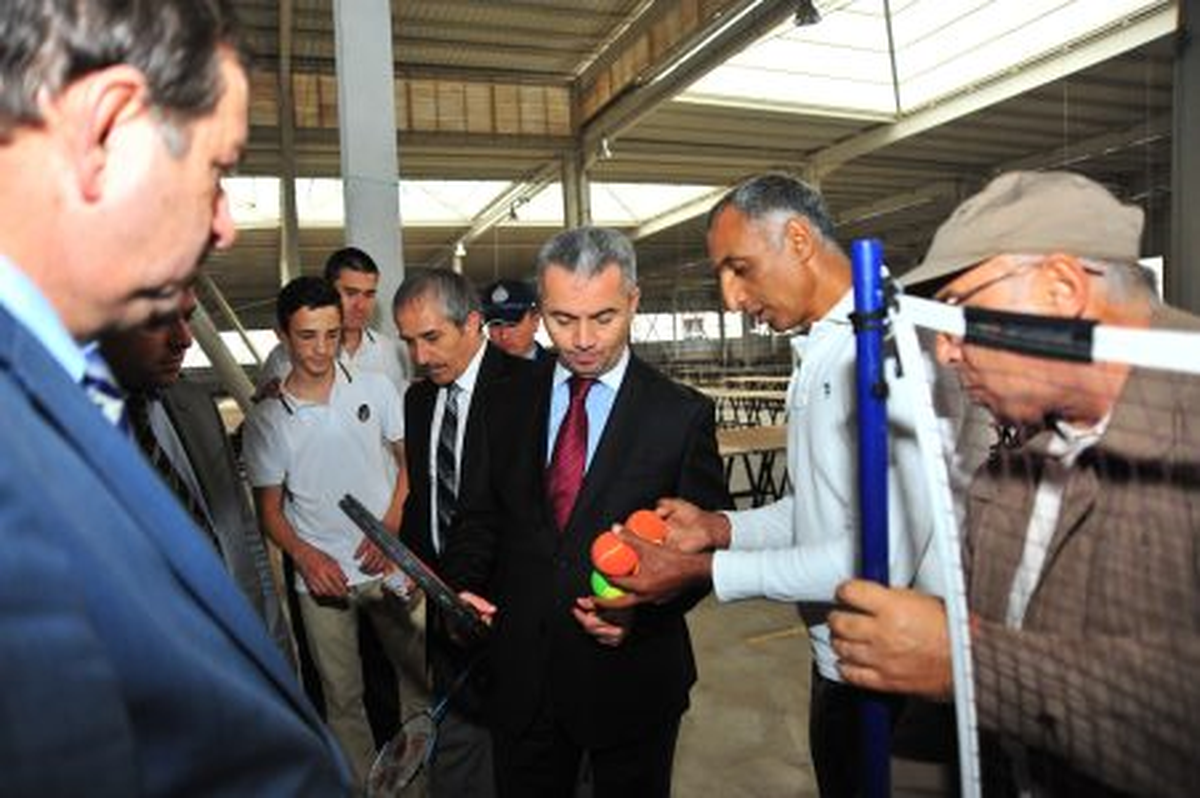 Başkan Uzun, Kapalı Pazar Alanını Spora Açtı