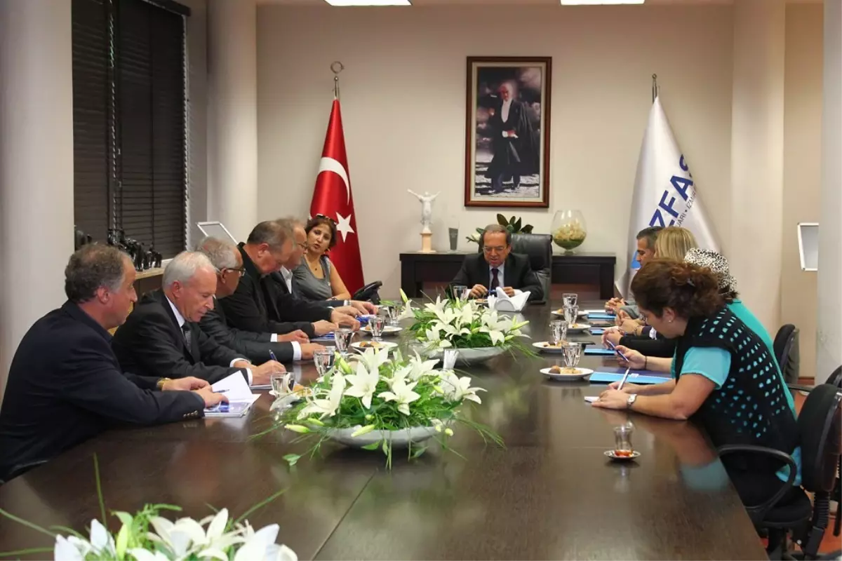 Bulgaristan Heyeti, İZFAŞ\'ı Ziyaret Etti