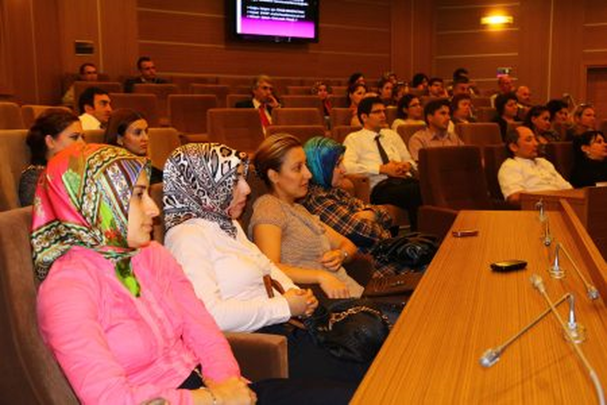 Büyükşehir\'den Mutlu Yuvalar Semineri
