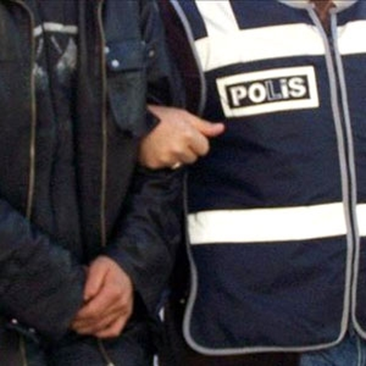 Çaldıkları Otomobilin Yakıtı Bitince Bırakıp Kaçtılar