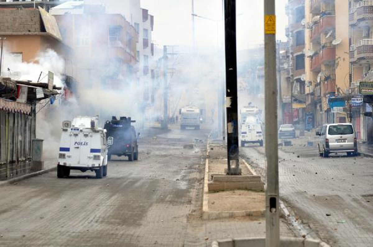 PKK\'lı Cenazesinde Olaylar Çıktı