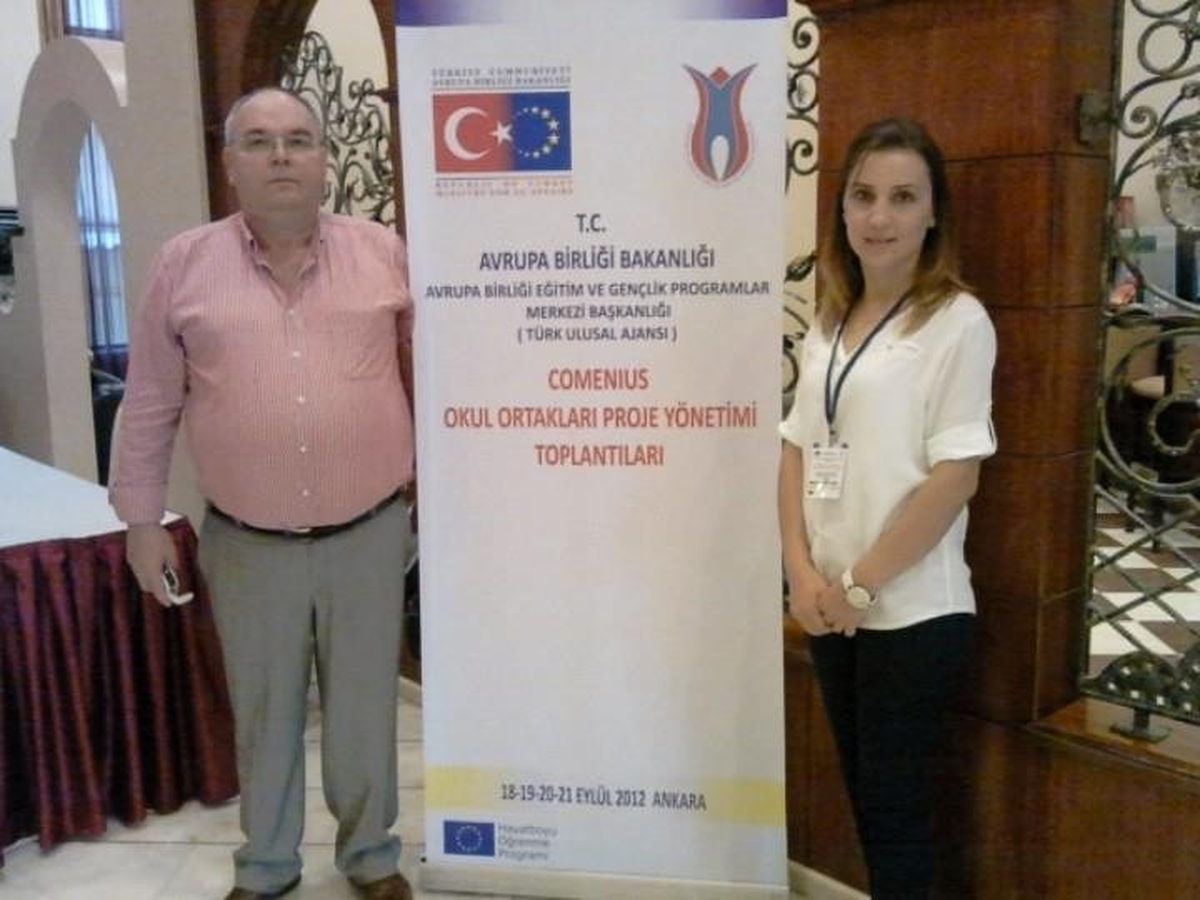 Cumhuriyet Ortaokulu Bükreş\'e Uçuyor