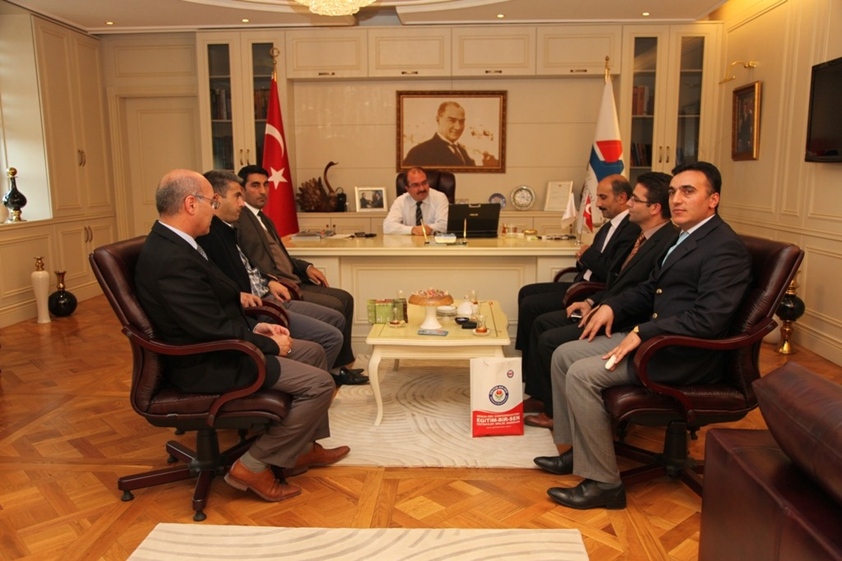 Eğitim-Bir-Sen\'den Rektör Aslan\'a Ziyaret