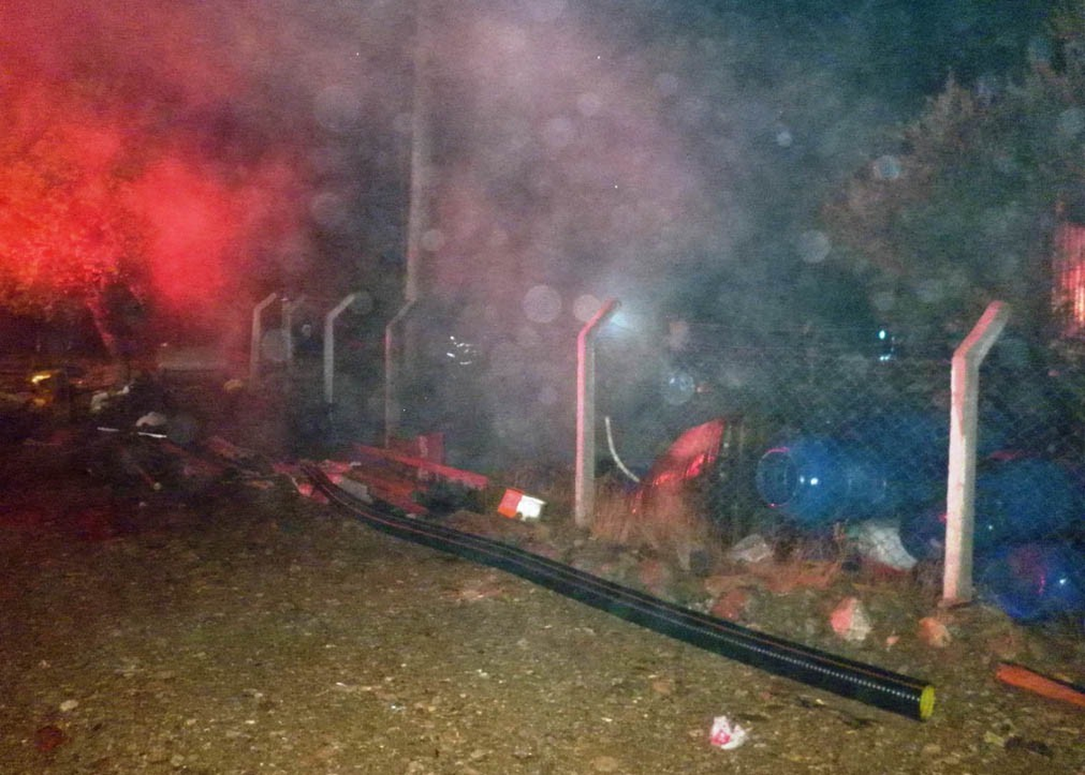 Elektrik Trafosuna Yıldırım Düştü