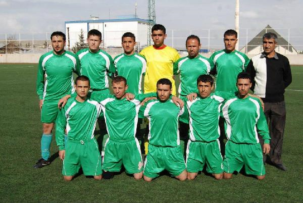 Futbol Takımını Taşıyan Minibüs Takla Attı: 1 Ölü, 11 Yaralı (2)