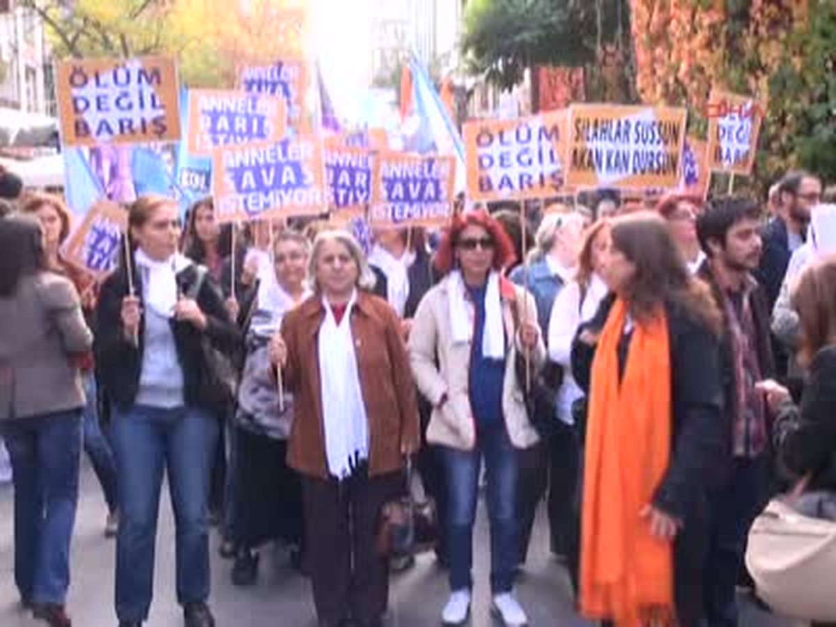 Halkevlerinden Başbakanlık Önünde Açlık Grevi Protestosu