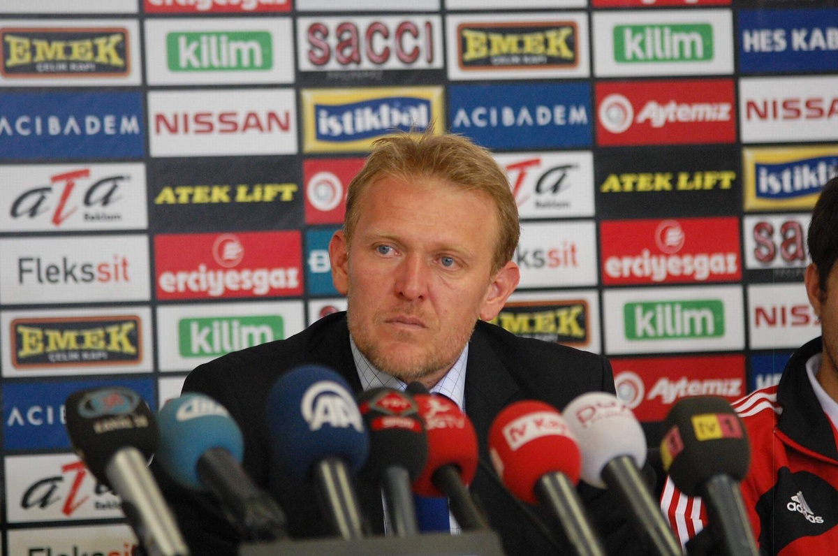 Kayserispor Kardemir D.ç. Karabükspor\'u Rahat Geçti