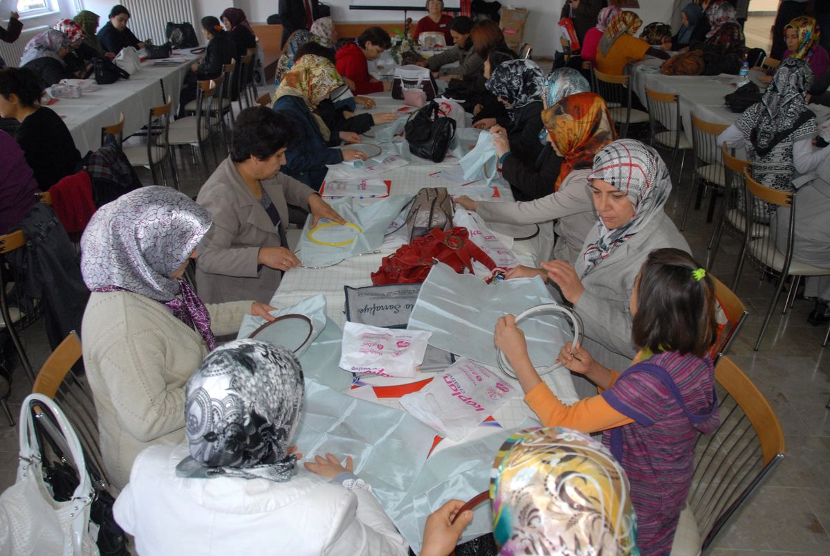 Mümine Hatun Kültür Sitesi\'nde 23 Dalda Kurs Açılıyor
